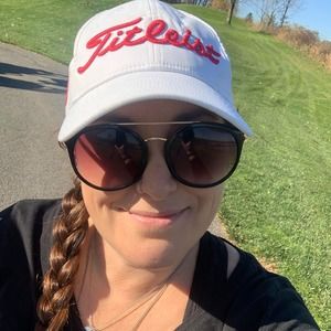 Meet your Posher, Courtney